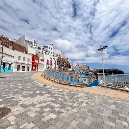Holiday home Sardina Balcony - 2 Min Walk To *